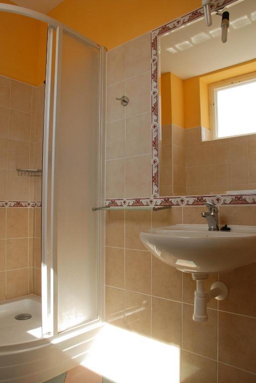 Hotel Marina Hermanuv Mestec 部屋 写真